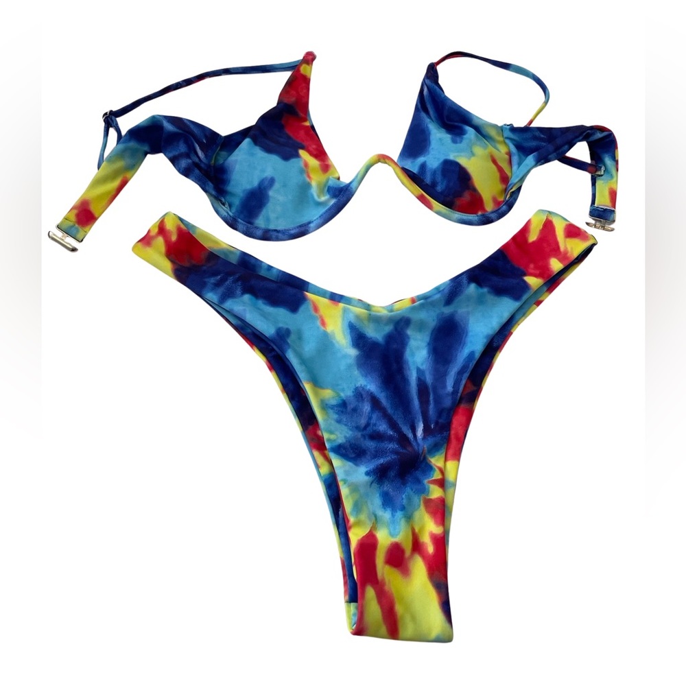 Bikini size medium